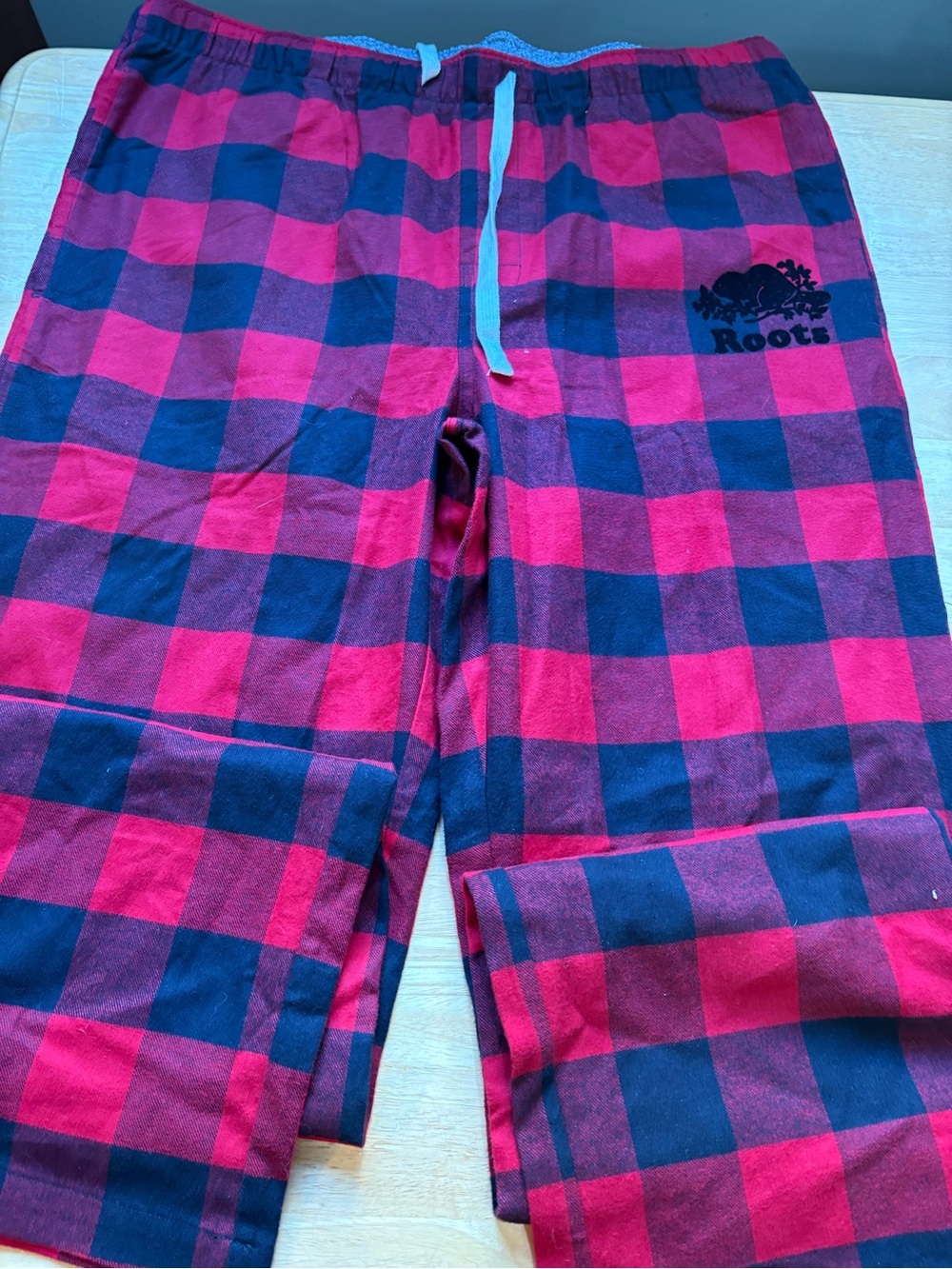 Roots men’s & Navy Buffalo Plaid Pajama Pants